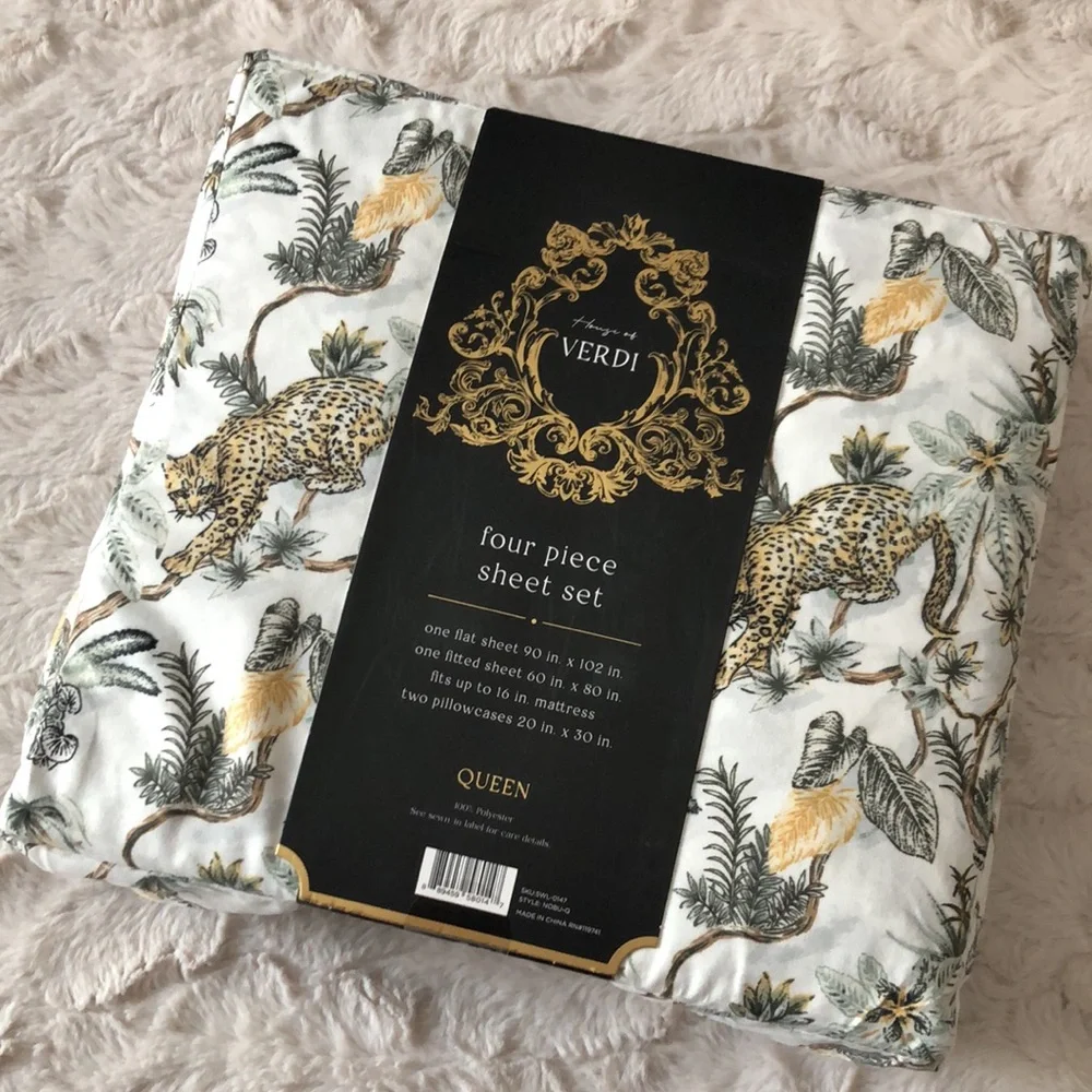 House of Verdi QUEEN Four-Piece Sheet Set with Leopard & Botanical Print